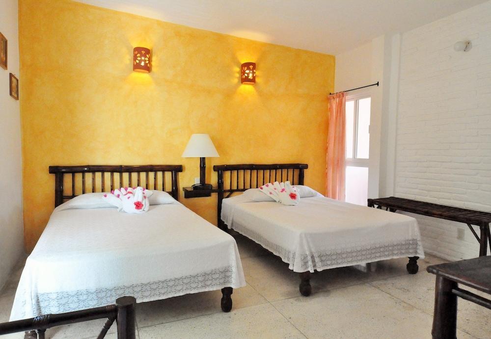 Hotel Zihua Caracol ซีฮัวตาเนโค ภายนอก รูปภาพ